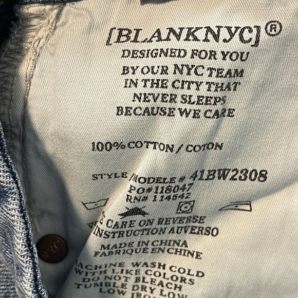 Blank NYC Jeans Siez 31 "The Howard" Mid Rise Ripped Knee Loose Fit - Picture 6 of 6